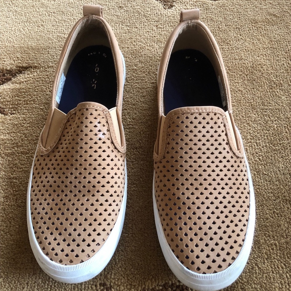 Sperry top sider size 8